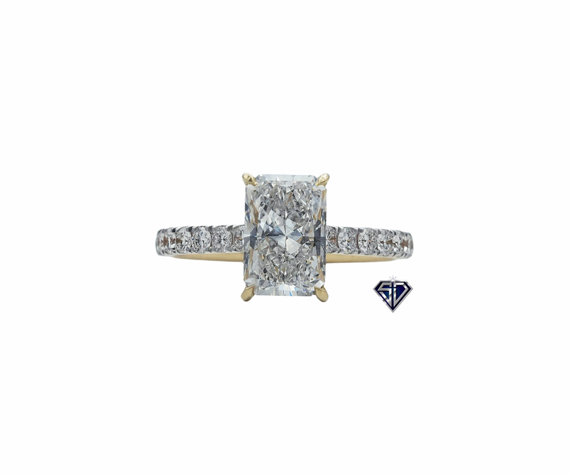 Lab Grown Diamond in 14K Gold Cushion Diamond Center Engagement Ring Set (3.03 CTW LB)