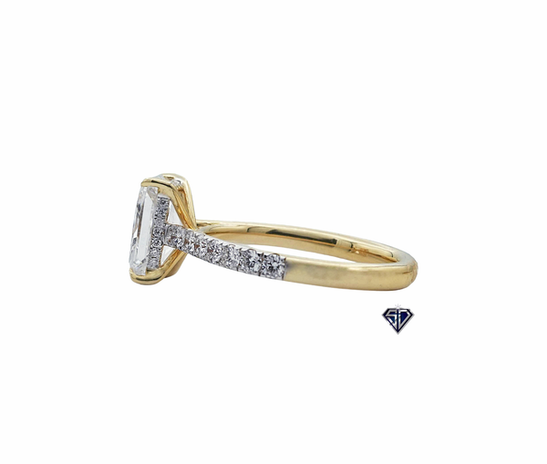 Lab Grown Diamond in 14K Gold Cushion Diamond Center Engagement Ring Set (3.03 CTW LB)