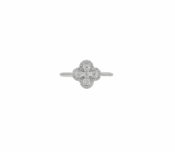 10K White Gold Clover Design Ladies Ring (.38 Carat t.w)