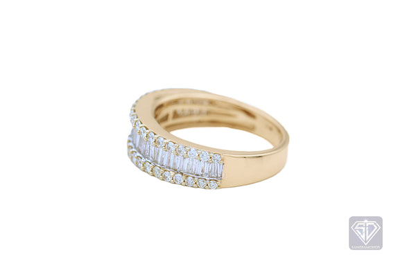 Diamond Baguette 1 Row Pinky Ring (2.6 CT. t.w) 14K Gold